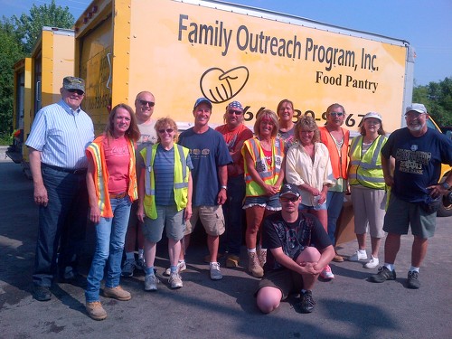 Hillcrest Shopping Center manager Rick stops by for a photo after one of our Thursday morning food distribution events!